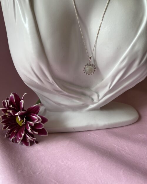 Glamorous CZ round flower style silver pendant with chain